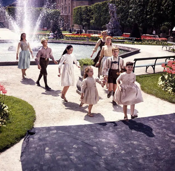 Do Re Mi sequence in Maribell Gardens