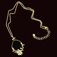 Maria's Edelweiss Wreath Necklace ♥ #14