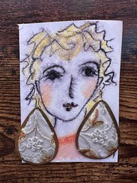 Ivory Floral Earring ♥ AC Art